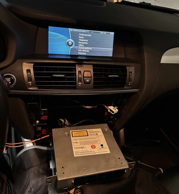 Service de remplacement unité iDrive BMW (CCC, CIC, NBT, NBT EVO etc) - Image 10
