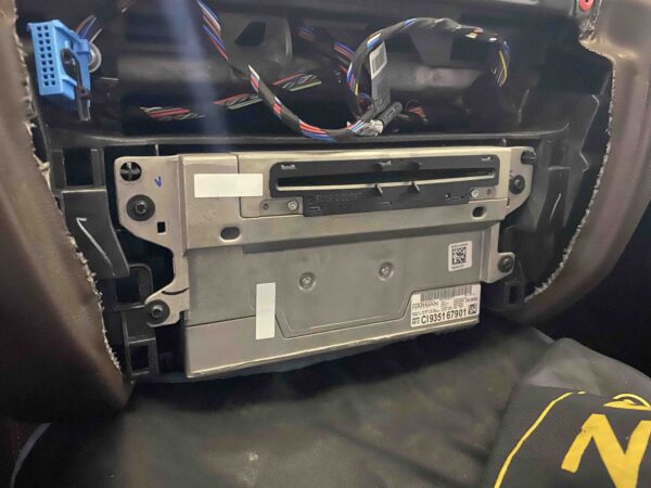 BMW NBT iDrive unit (plug & play)