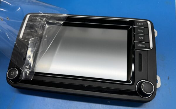 Réparation écran tactile Autoradio 6.5" VW, SEAT, SKODA MIB STD2+ – Image 7