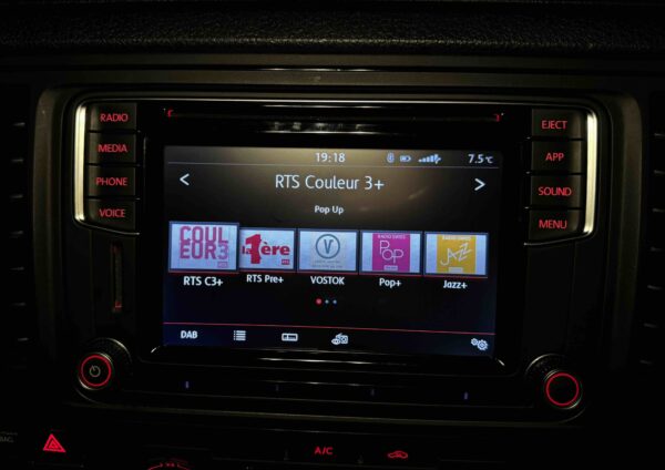 Réparation écran Autoradio 6.5" VW, SEAT, SKODA MIB STD2+ – Image 3