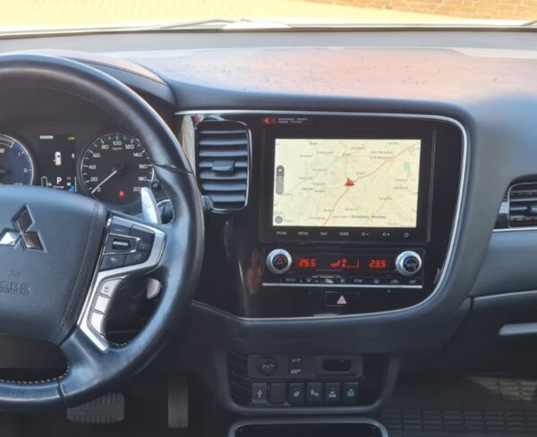 Réparation écran tactile Autoradio Mitsubishi Outlander 8" - Image 2